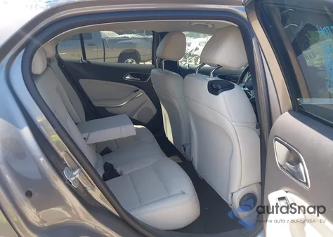 2016 Mercedes-Benz Gla 250 из США, поврежденный, VIN WDCTG4EB2GJ242054